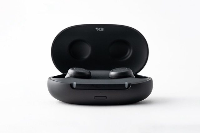sony hearing aids in charging case
